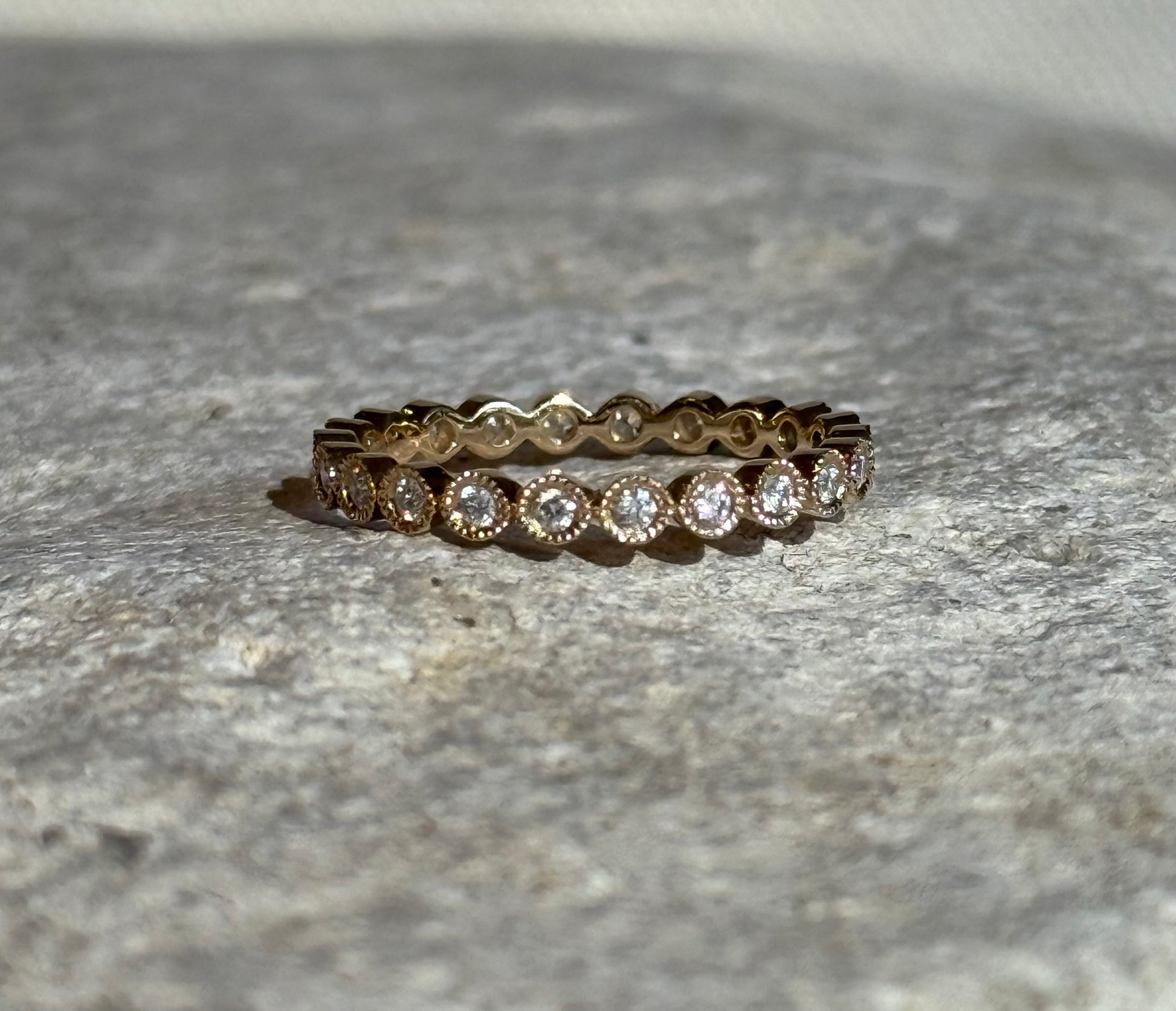 LARK BAND || Vintage Inspired Circle Diamonds 14k Gold Ring