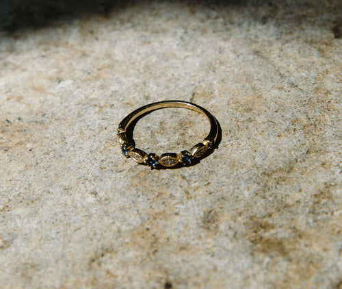 BRAVE LIGHT || Diamond + Blue Sapphire Ring