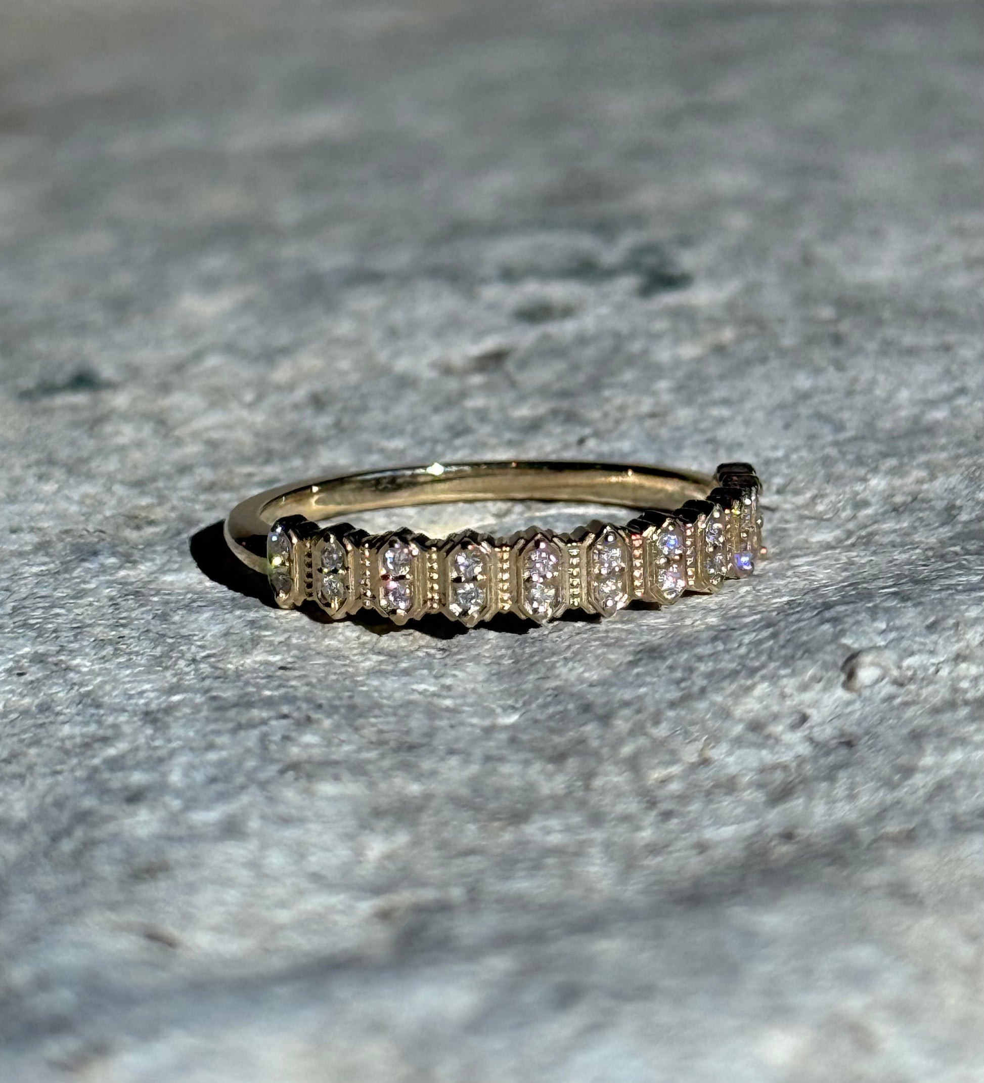RADIANT HEIRLOOM BAND || Vintage Inspired Diamond Ring