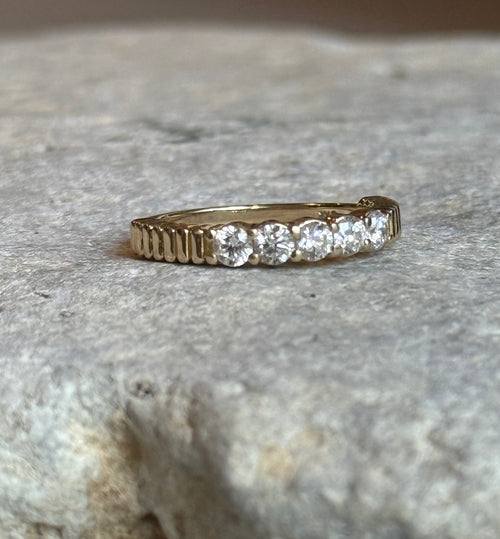AURELIA BAND || Modern Diamond Ring