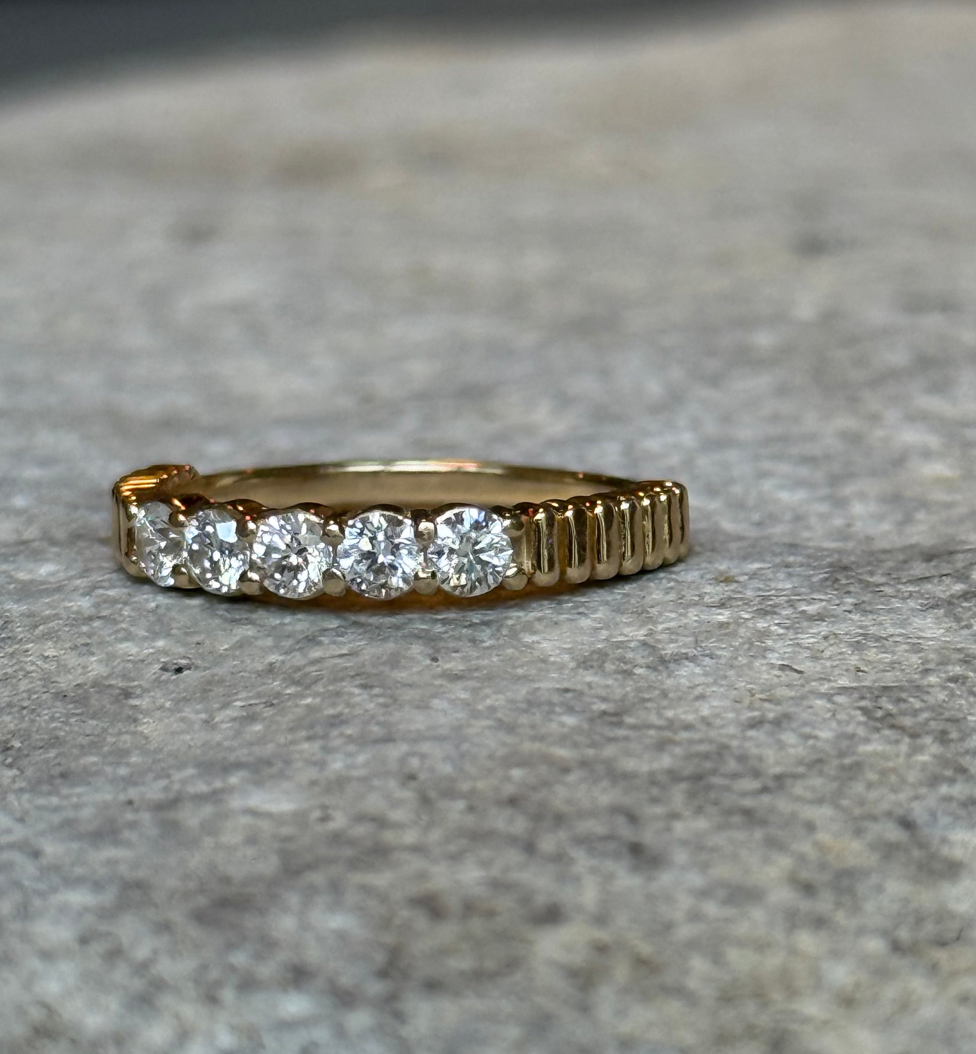 AURELIA BAND || Modern Diamond Ring